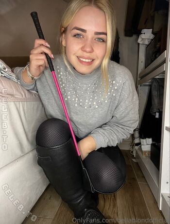 Full leaked Bellablondofficial private onlyfans photo