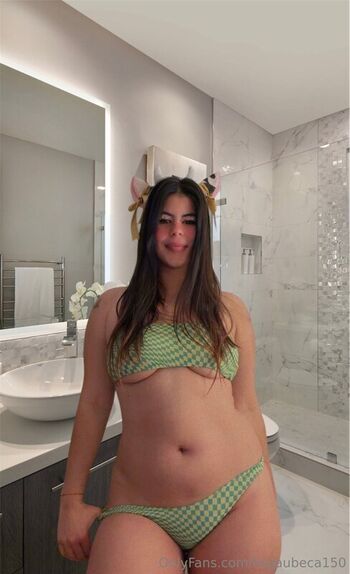 Full leaked Bellalis private photo