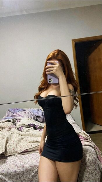 Full leaked Bellassq private photo