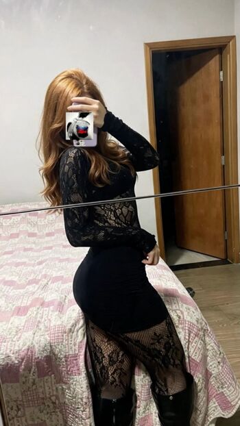 Full leaked Bellassq private photo