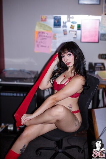 Full leaked Bellathesuccubus page private photo