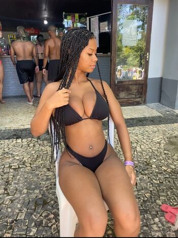 Full leaked Bellazx s private onlyfans photo