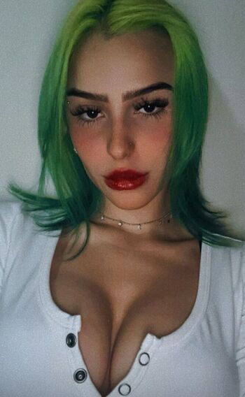 Full leaked Bellekaffer private photo