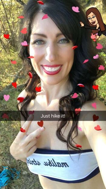 Full leaked Belles back page private photo