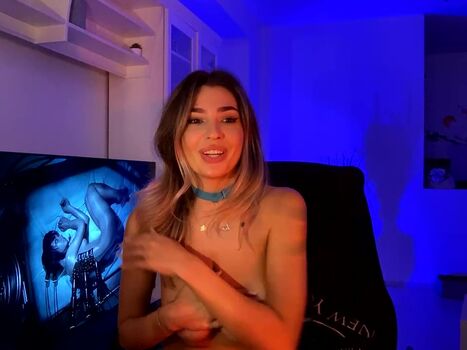 Full leaked Belletaylor private photo