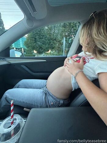 Full leaked Bellyteasebree private photo