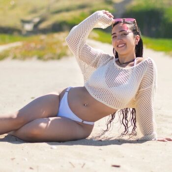 Full leaked Belu elias private onlyfans photo