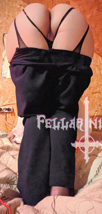 Full leaked Bent over private photo
