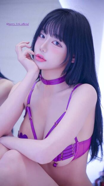 Full leaked Berry private photo