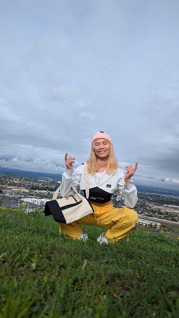 Full leaked Bessy q page private onlyfans photo