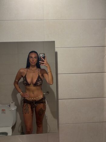 Full leaked Beth gibson private photo