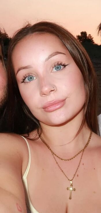 Full leaked Bethany cook page private onlyfans photo