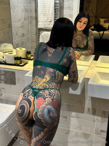 Full leaked Bethany moore private photo