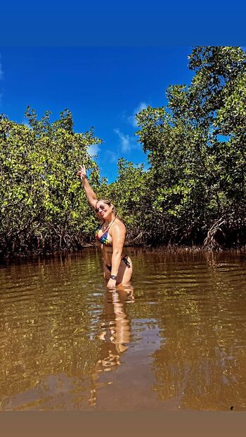 Full leaked Bethe correia private photo