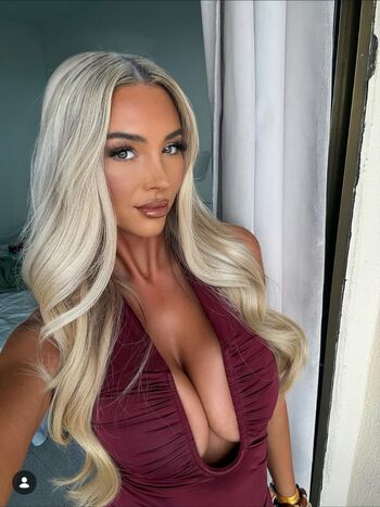 Full leaked Bethyycm private onlyfans photo