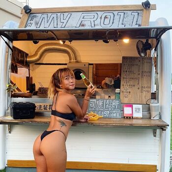 Full leaked Bette yiwen private photo