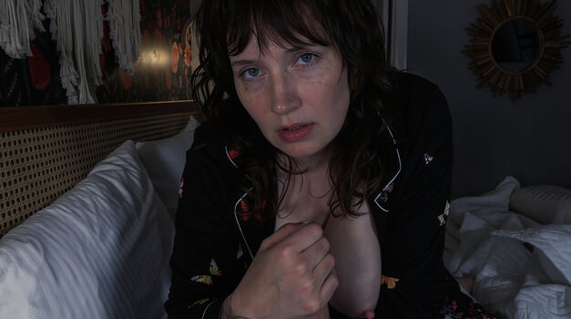 Full leaked Bettie bondage private photo