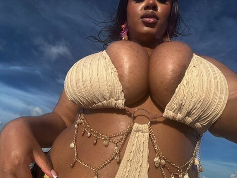 Full leaked Beyondbeautiful private photo