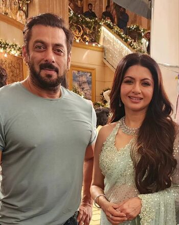 Full leaked Bhagyashree private photo