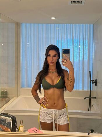 Bianca Andrade