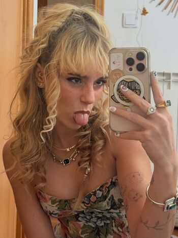 Full leaked Biatrix lourix private onlyfans photo