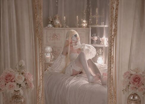Full leaked Bibsye private photo
