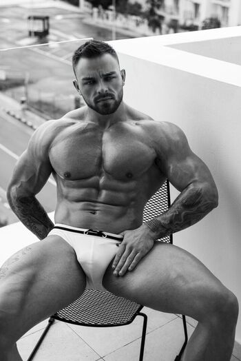 Full leaked Big flex private onlyfans photo