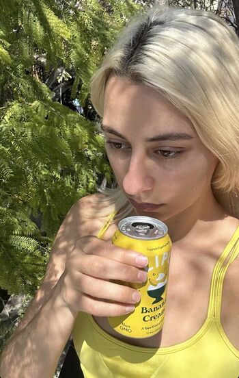 Full leaked Bigalsmowing private onlyfans photo