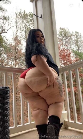 Full leaked Bigbootydee private photo