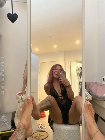 Full leaked Bigbootyroxanne private photo