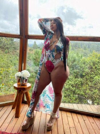 Full leaked Bigbuttsapphire private photo
