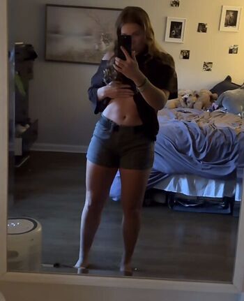 Full leaked Bigcomfycouch private photo