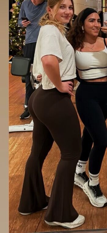Full leaked Bigcomfycouch private photo