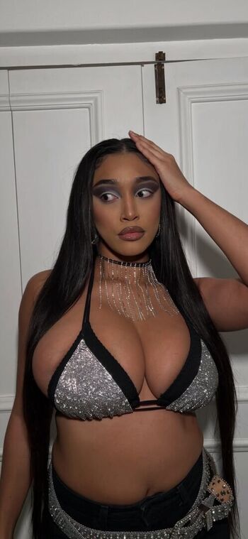 Full leaked Bigdiamondgirl private onlyfans photo