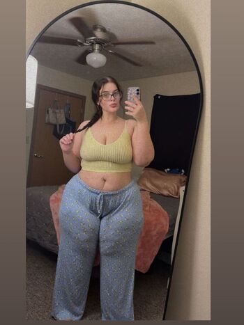 Full leaked Bigmamahaylee private onlyfans photo