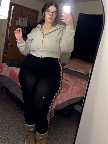 Full leaked Bigmamahaylee private onlyfans photo