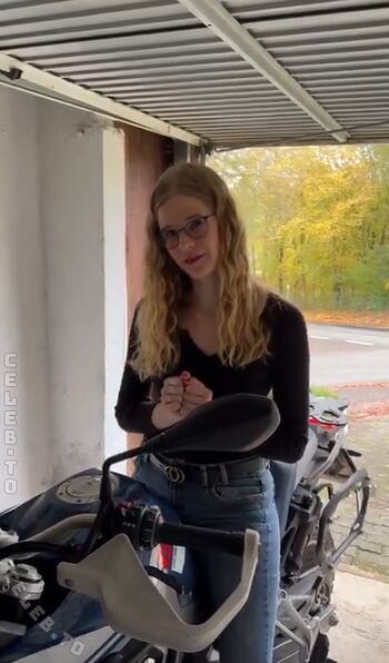 bikergirl_97