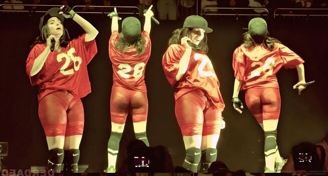 Full leaked Billie eilish  page private onlyfans photo