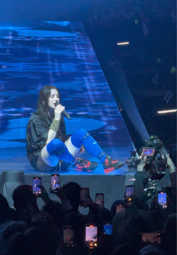 Full leaked Billie eilish  page private onlyfans photo