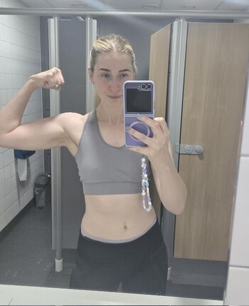 Full leaked Billietrixx private photo