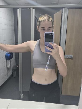 Full leaked Billietrixx private photo