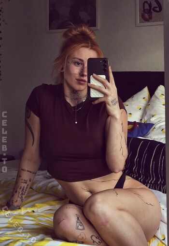 Full leaked Bimbalabambi private photo