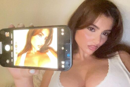 Full leaked Bitasmeri private photo