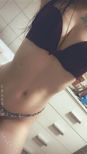 Full leaked Bitchazepam page private onlyfans photo