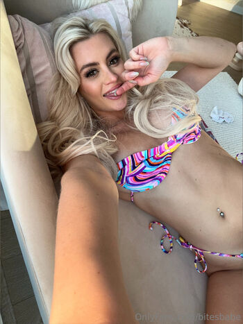 Full leaked Bitesbabe private photo