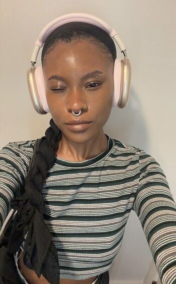 Full leaked Bitesizedbrat private photo