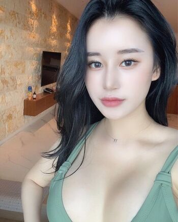 Full leaked Bj in private onlyfans photo