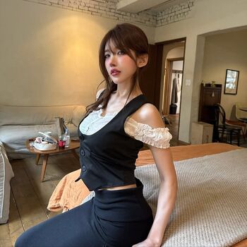 Full leaked Bjyuka page private onlyfans photo