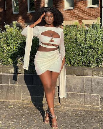 Full leaked Blackyyladyy private photo