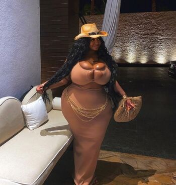 Full leaked Blairbunnie private photo